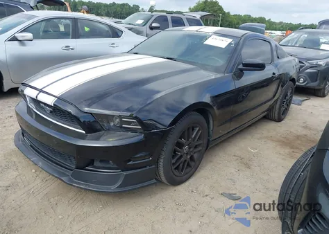 2014 Ford Mustang V6 z USA, uszkodzony, nr VIN 1ZVBP8AMXE5283969